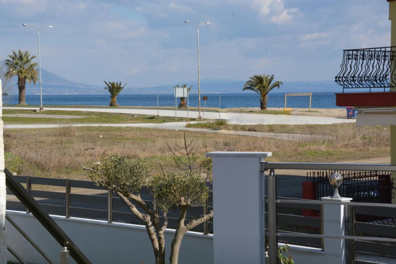 Pegasus Sea View Luxury Apartments Vrasná Buitenkant foto