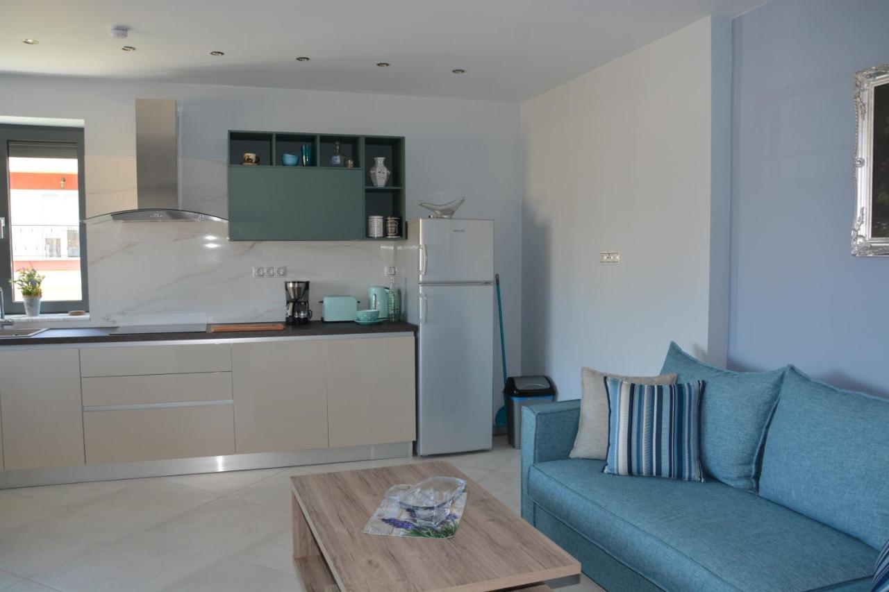 Pegasus Sea View Luxury Apartments Vrasná Buitenkant foto