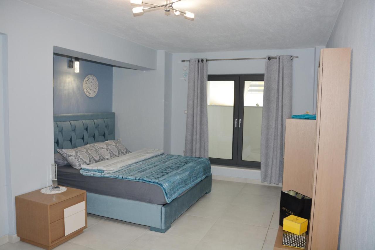 Pegasus Sea View Luxury Apartments Vrasná Buitenkant foto