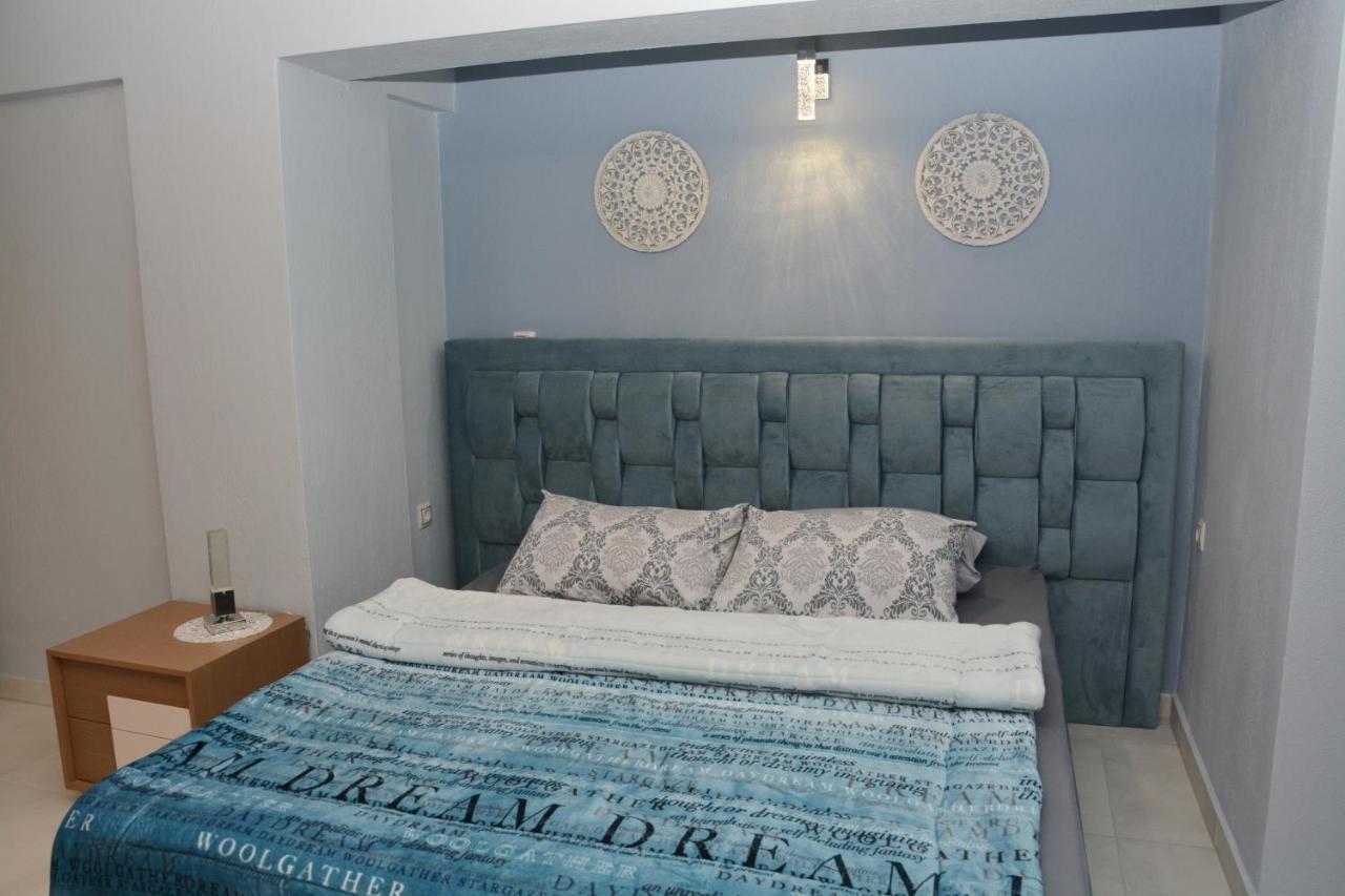 Pegasus Sea View Luxury Apartments Vrasná Buitenkant foto