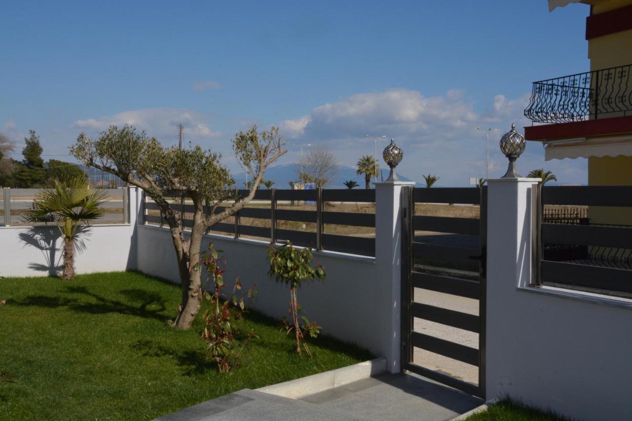 Pegasus Sea View Luxury Apartments Vrasná Buitenkant foto