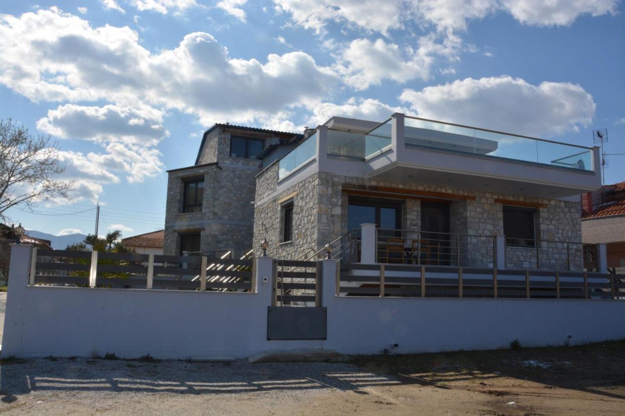 Pegasus Sea View Luxury Apartments Vrasná Buitenkant foto